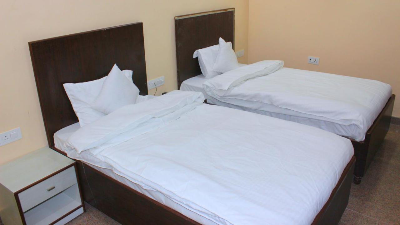 Hotel Wedlock Premium Gurgaon Exterior foto